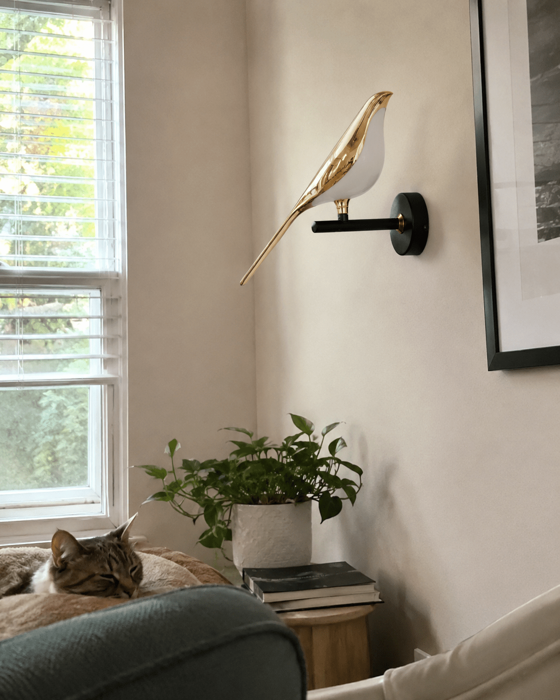 Robin | Modern Bird Wall Sconce - Luma House
