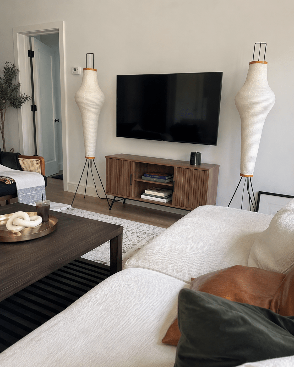 Ryo | Japanese Rice Paper Lantern Floor Lamp - Luma House