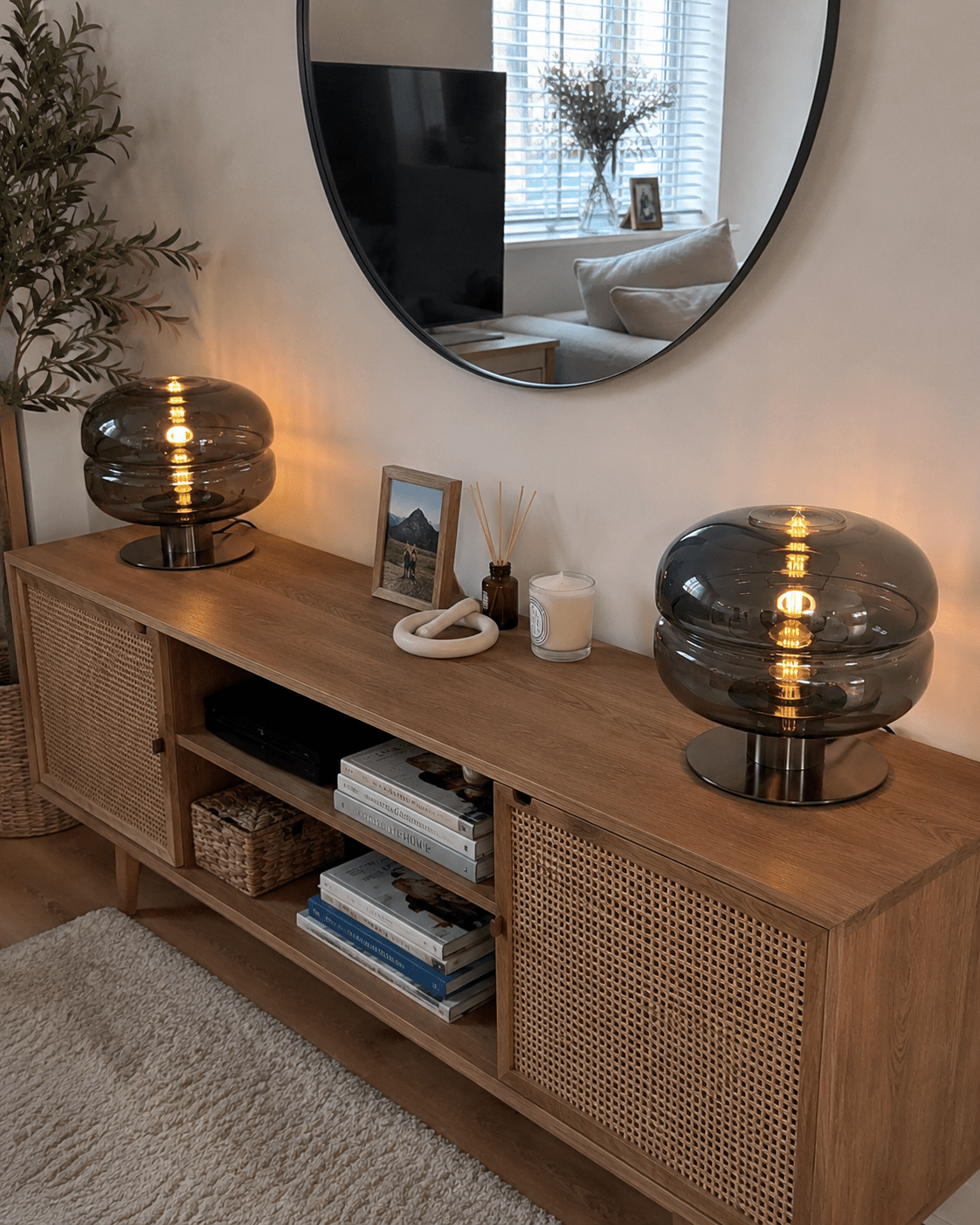 Simone | Postmodern Glass Table Lamp - Luma House