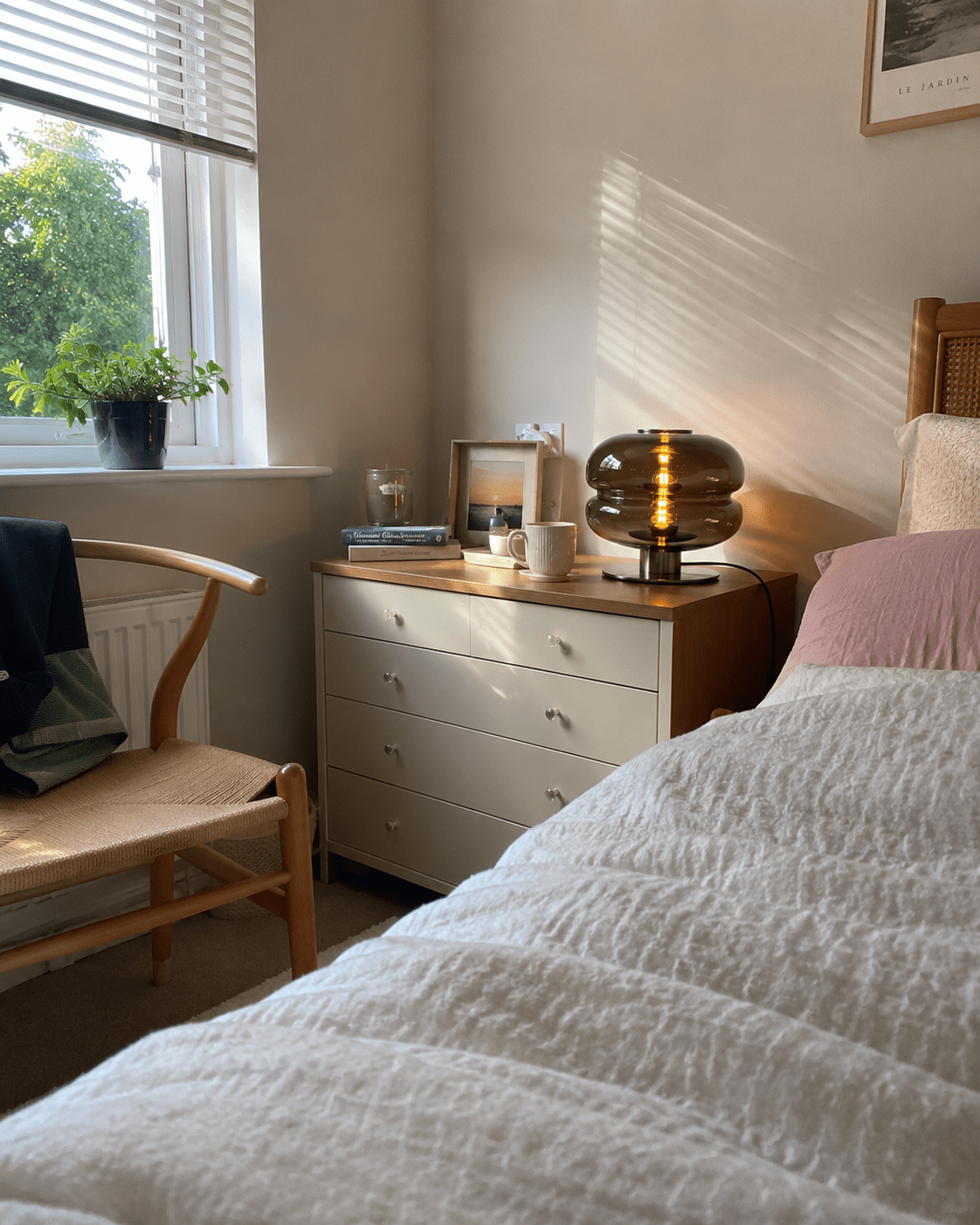 Simone | Postmodern Glass Table Lamp - Luma House