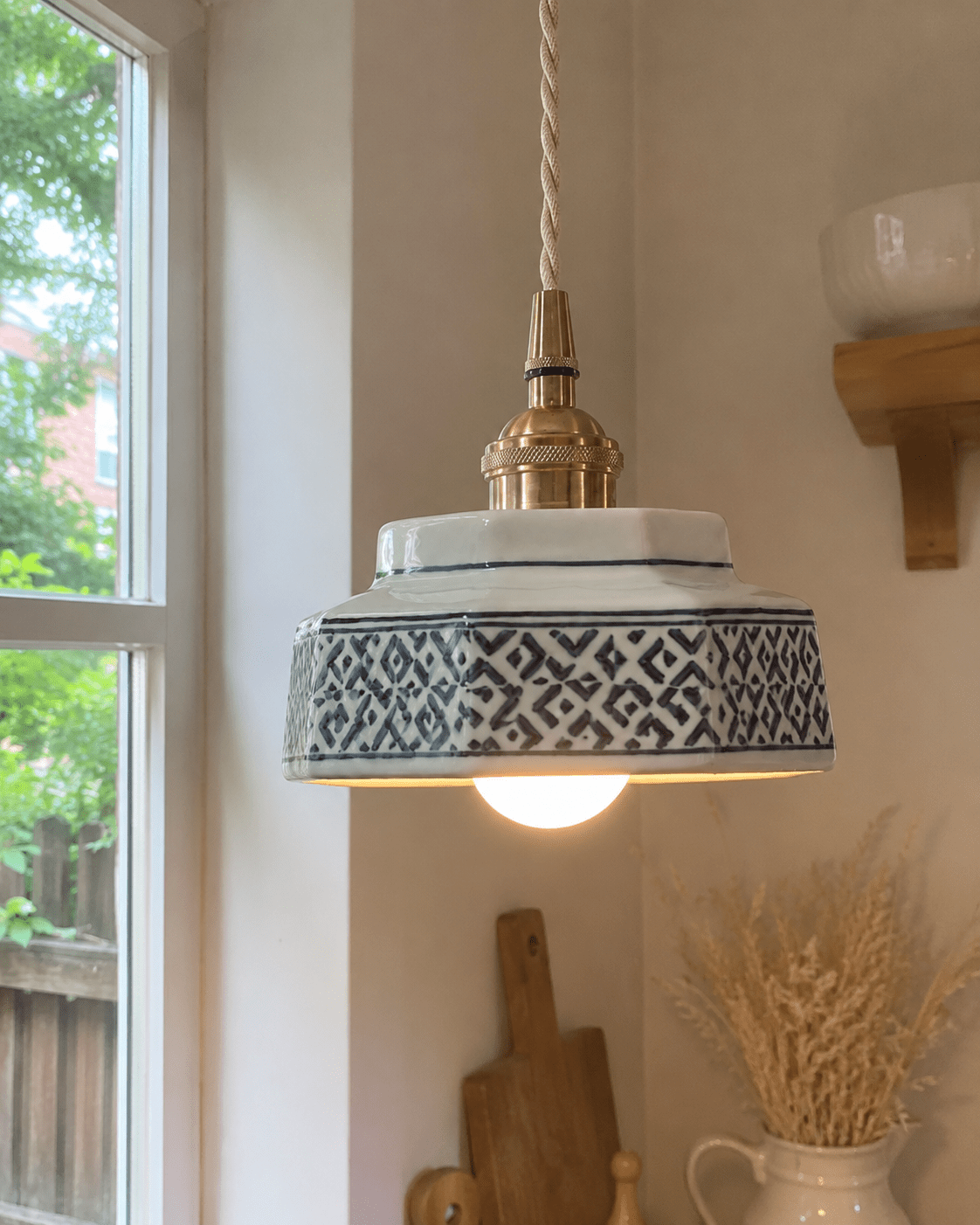 Taro | Retro Ceramic Pendant Light - Luma House