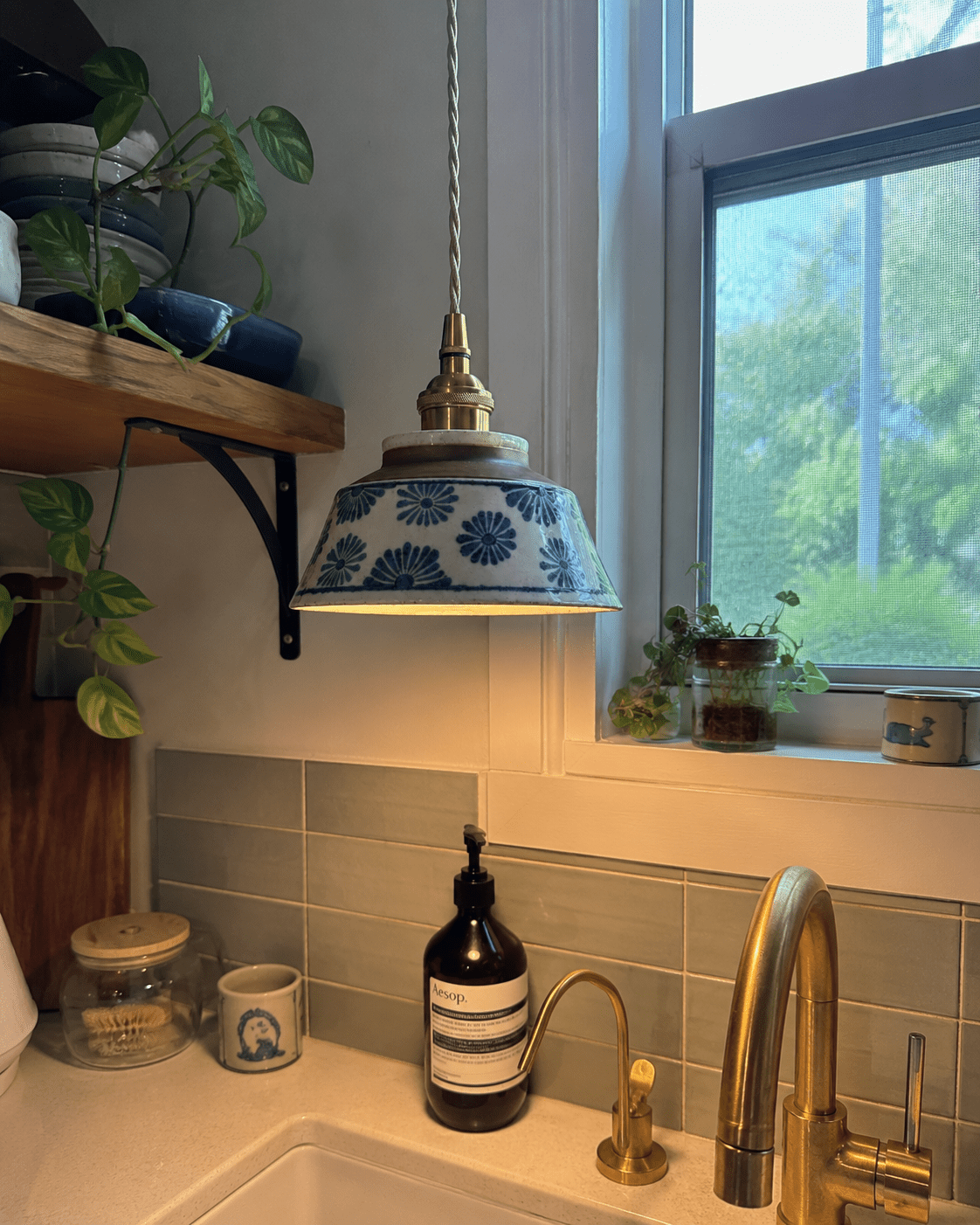 Wei | Retro Ceramic Pendant Light - Luma House